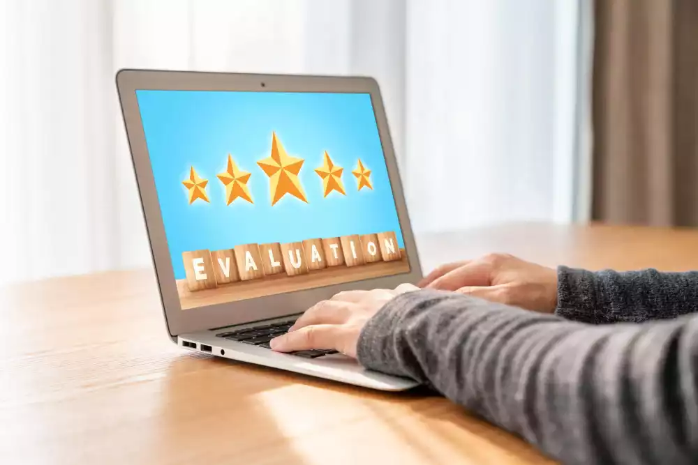 Exemple concret, une agence comme Kickngo, ça sert à quoi exactement